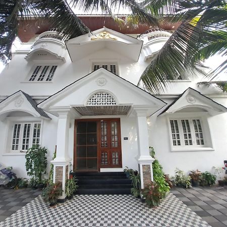 Annies Inn Homestay Kochi Exterior photo